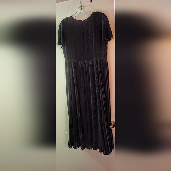 NWT Michael Kors Pleated Midi Georgette Dress - Picture 5 of 5